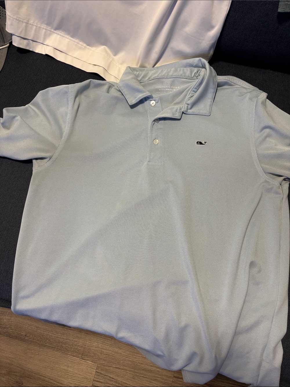 Vineyard Vines Men’s Pale Blue Polo with Whale Logo